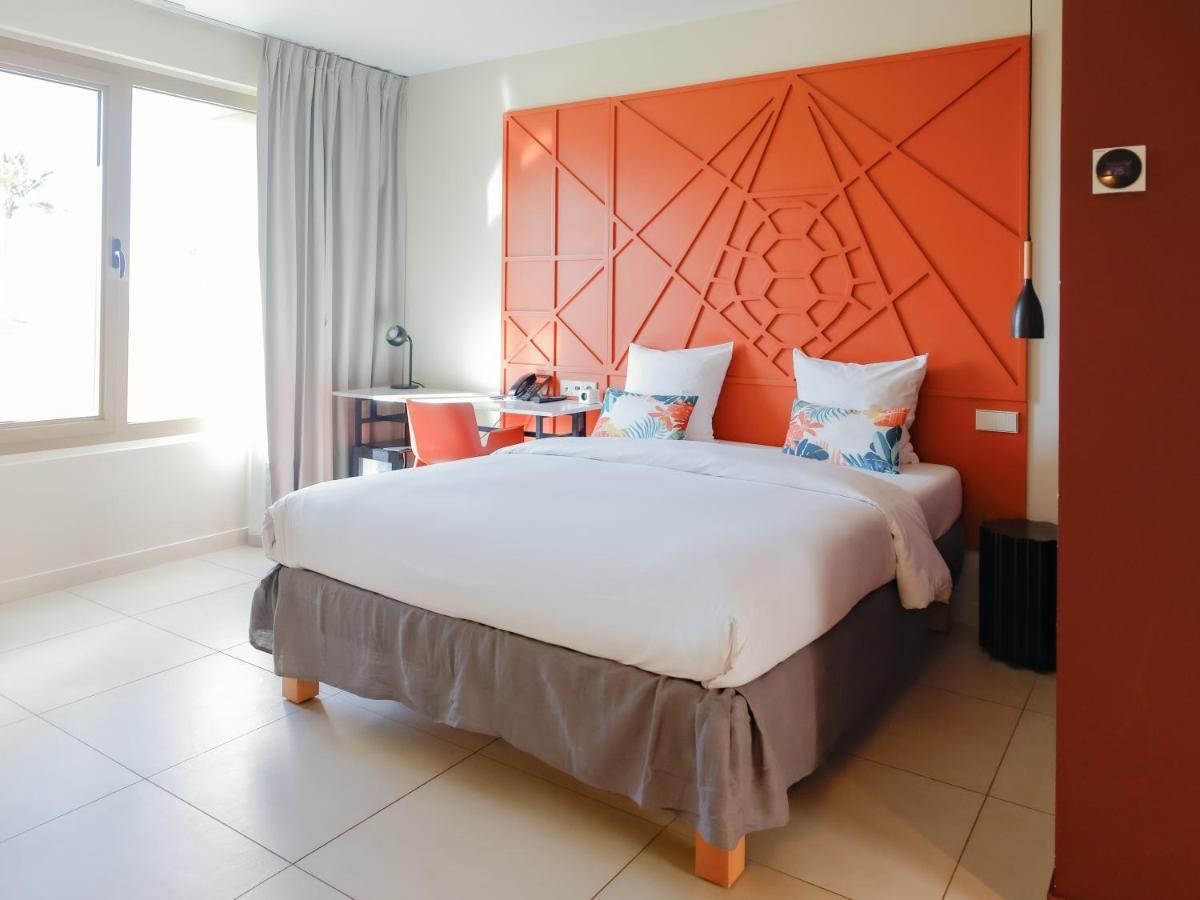 Ibis Styles Mayotte Aeroport Pamandzi Exteriör bild