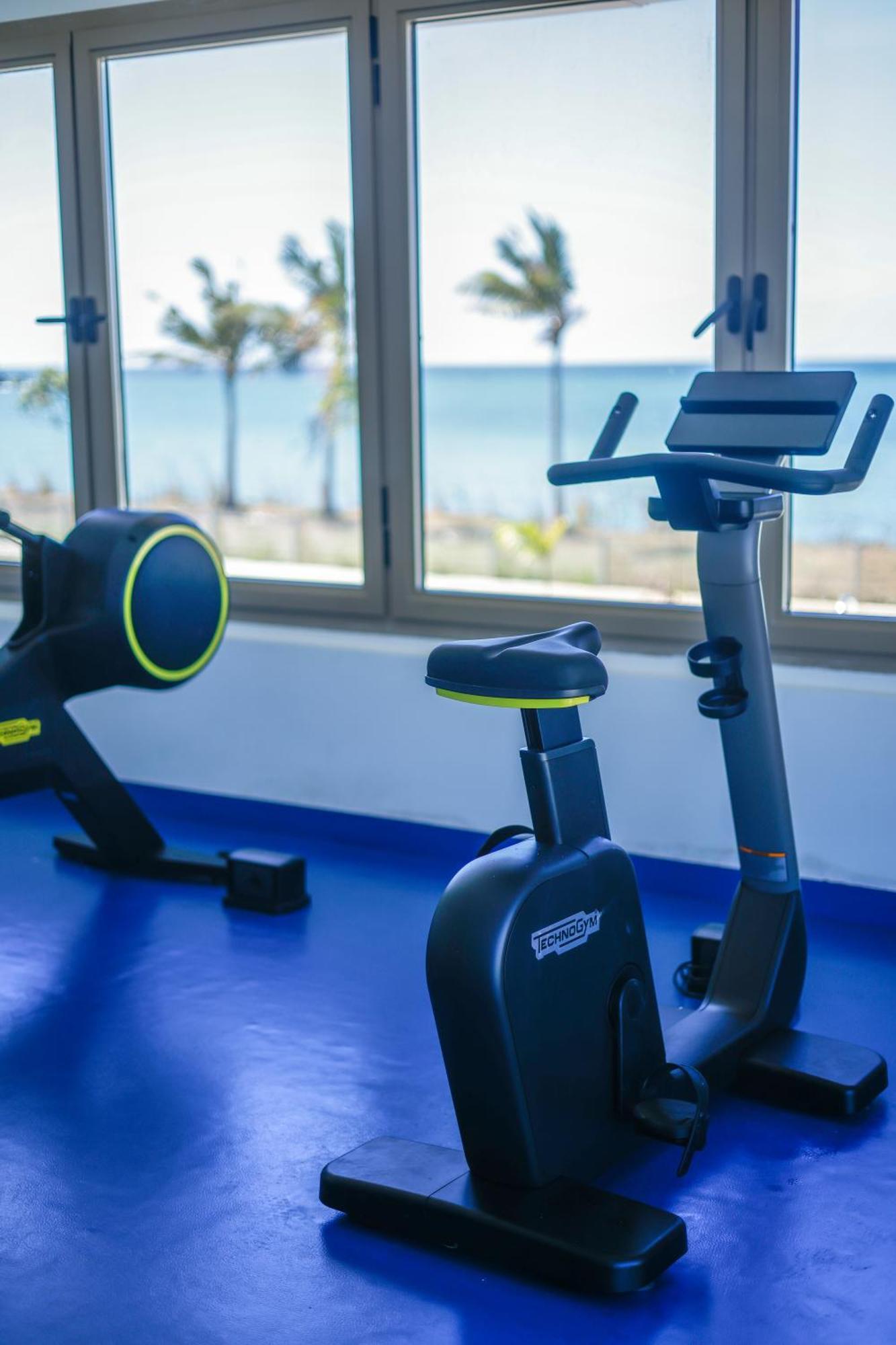 Ibis Styles Mayotte Aeroport Pamandzi Exteriör bild